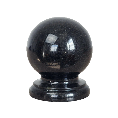 Шар Ш-1 из гранита Габбро-диабаз, 8 см