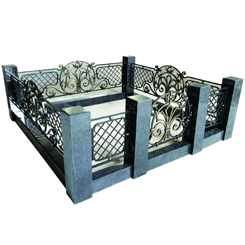 Надгробное сооружение Комплекс из гранита с коваными элементами Готика