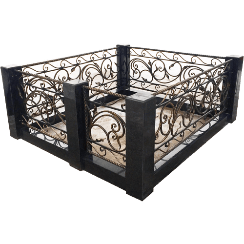 Надгробное сооружение Комплекс из гранита с коваными элементами Селена